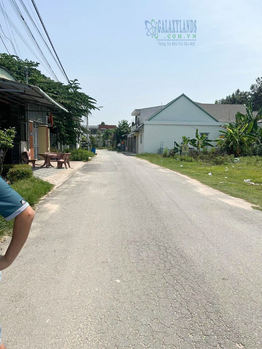 Bán 2 lô đất đường Vành Đai tái định cư Phú Mỹ Bình Dương đường nhựa 6m