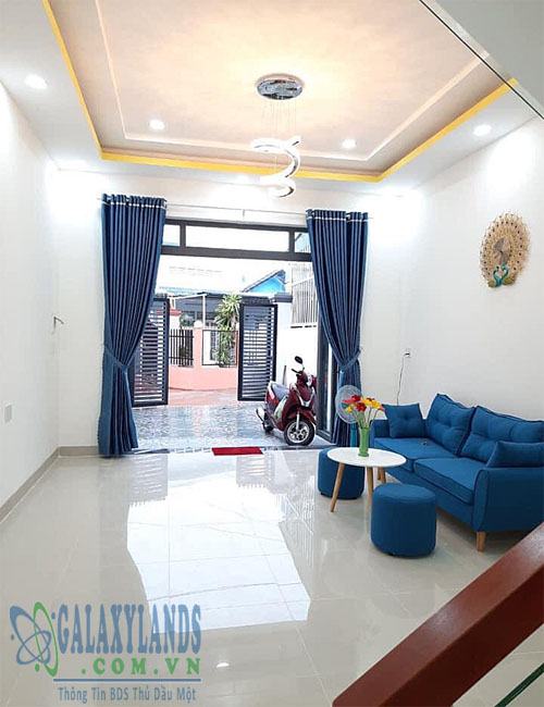 Phòng khách nhà hẻm cây xăng số 6 Nguyễn Thị Minh Khai, Phú Hòa