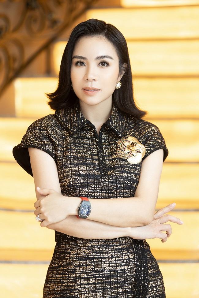 Bà Lưu Nga - CEO Thời Trang Elise