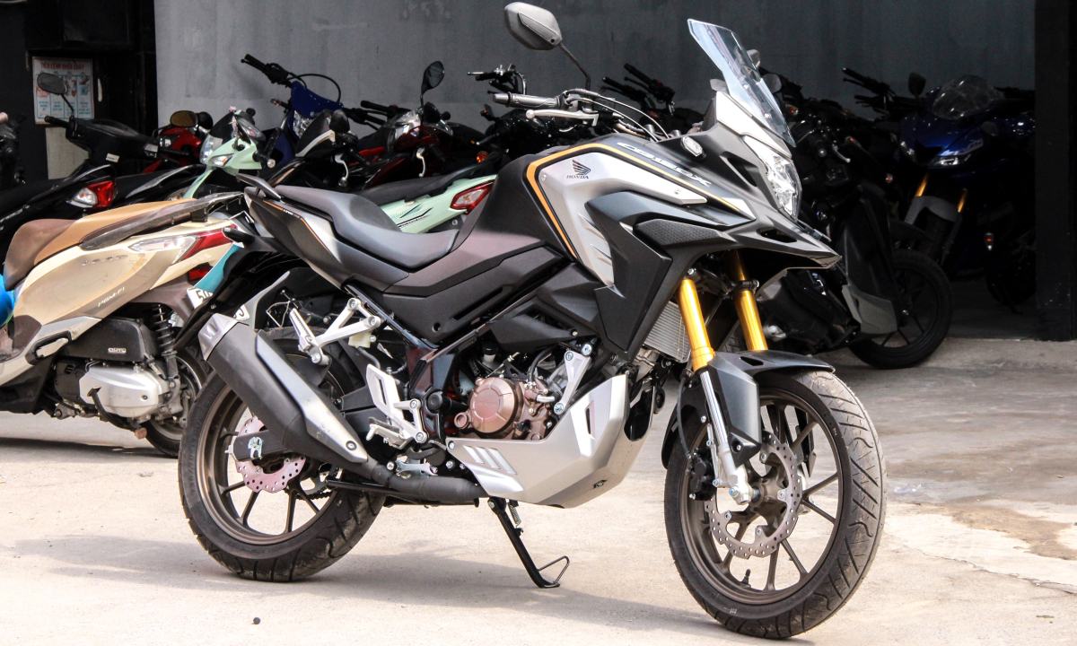 Mẫu xe Honda CB150X được nhập khẩu về Việt Nam