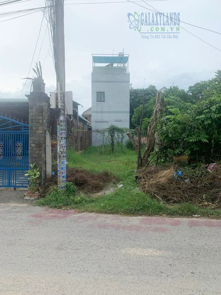 Cần tiền bán gấp lô đất cách Nguyễn Thị Minh Khai 30m