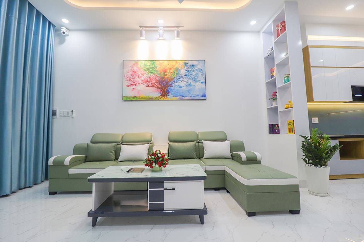 Phòng khách Full Nội thất nhà mái thái hẻm 288 Huỳnh Văn Lũy, phường Phú Lợi