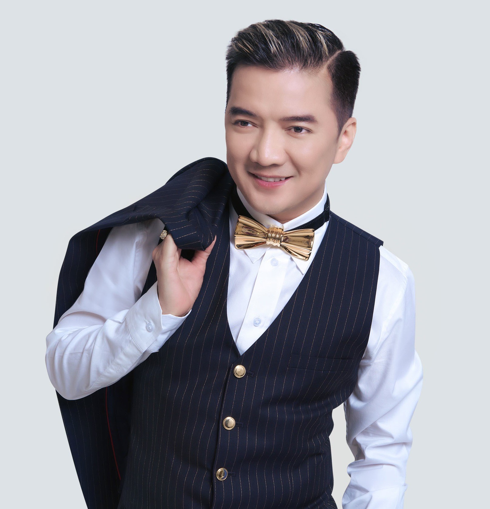 Tên tuổi Mr Đàm nổi tiếng nhất Showbiz Việt