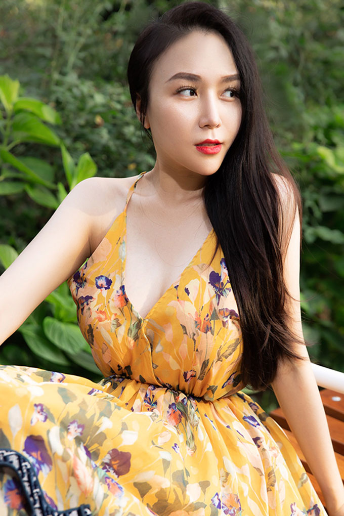 DJ Thanh Thảo cô cũng là một người vợ tài sắc vẹn toàn, cô chu đáo, hết sức vun vén cho gia đình